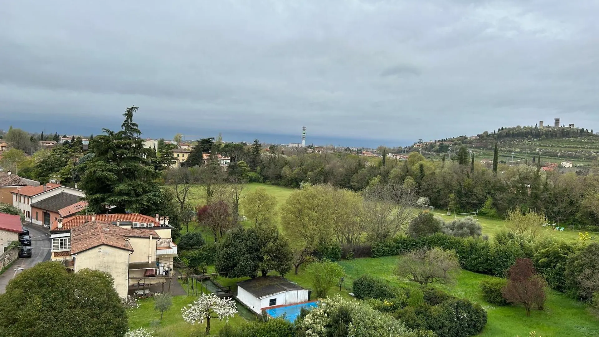 Apartment Modern Loft Near The City, Old Watermill Montorio Veronese